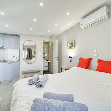 Chic Rooftop Studio W/ Terrace - Near Acropolis Athen Exterior foto