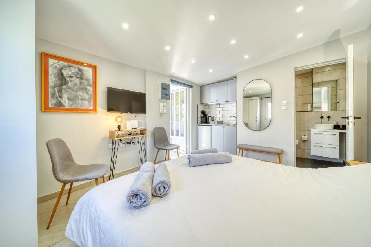 Chic Rooftop Studio W/ Terrace - Near Acropolis Athen Exterior foto